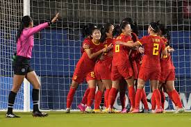 错进错出！第77分钟费利佩乱战破门，蓉城1-1追平国安.